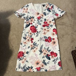 ANN TAYLOR shift floral dress